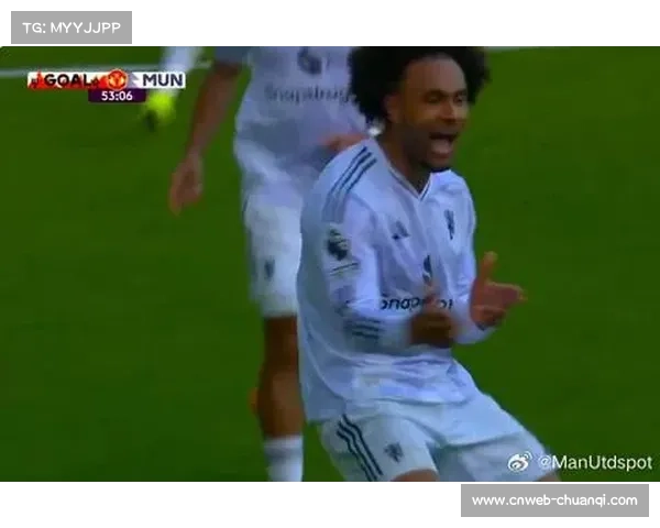 齐尔克泽折射破门，曼联主场先声夺人